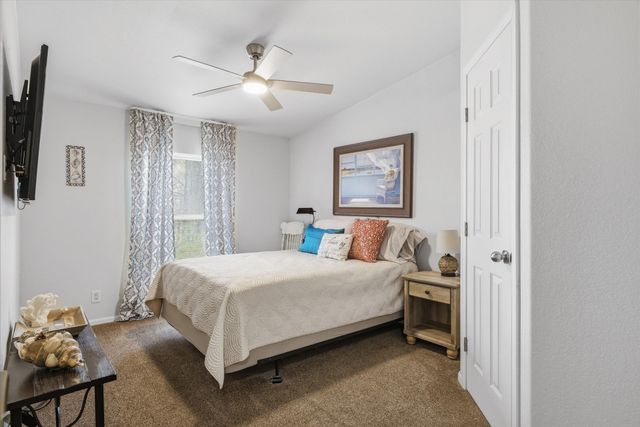 10165 Northlake Circle, Kemp, TX 75143