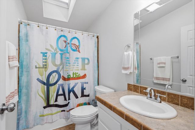 10165 Northlake Circle, Kemp, TX 75143