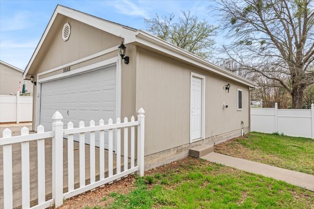 10165 Northlake Circle, Kemp, TX 75143