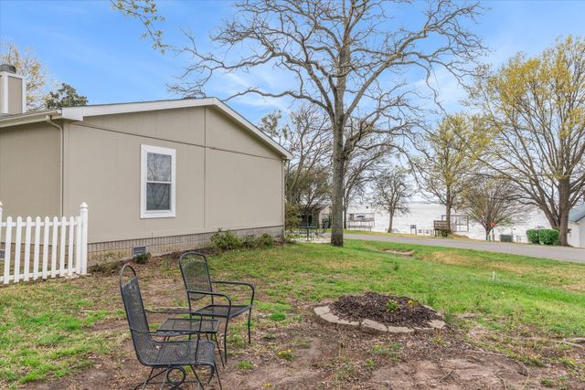 10165 Northlake Circle, Kemp, TX 75143