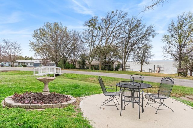 10165 Northlake Circle, Kemp, TX 75143