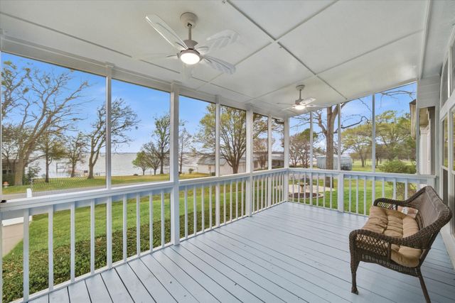 10165 Northlake Circle, Kemp, TX 75143