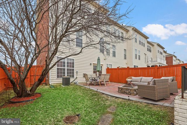 2725 CELESTIAL DR, Woodbridge, VA 22191