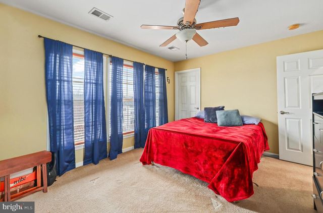 2725 CELESTIAL DR, Woodbridge, VA 22191