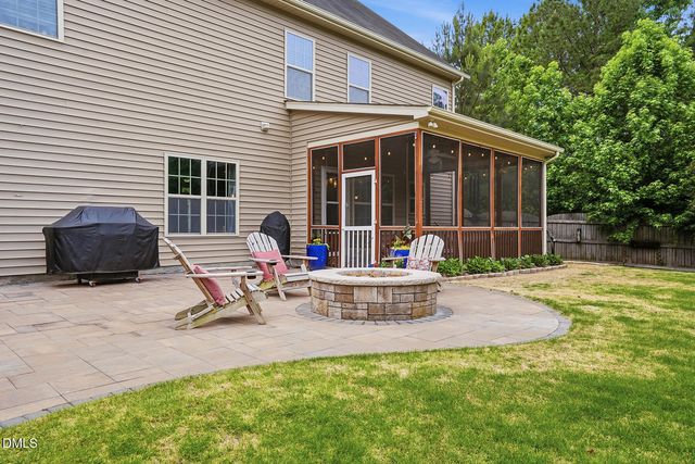 204 Sweet Violet Drive, Holly Springs, NC 27540