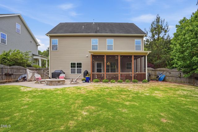 204 Sweet Violet Drive, Holly Springs, NC 27540