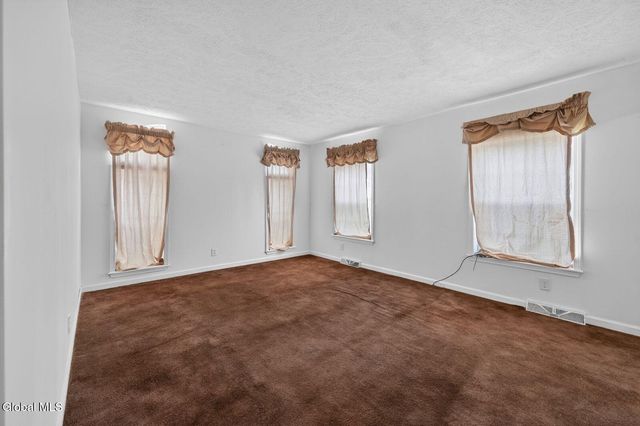 533 Glimmerglen Road, Cooperstown, NY 13326