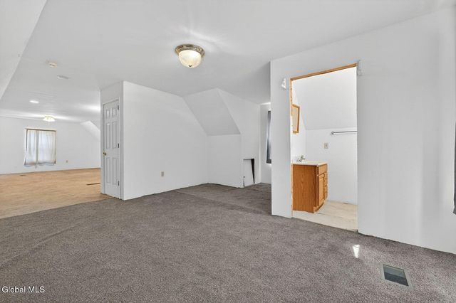 533 Glimmerglen Road, Cooperstown, NY 13326