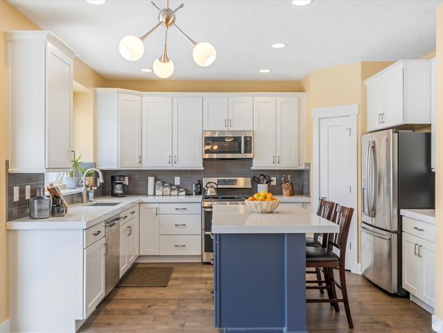 6572 W SHAWNEE MARIE WAY, Herriman, UT 84096