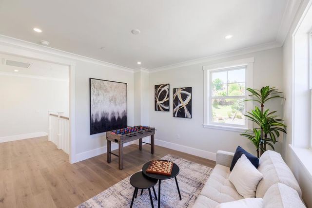 227 Sandraya Heights Road, Scotts Valley, CA 95066
