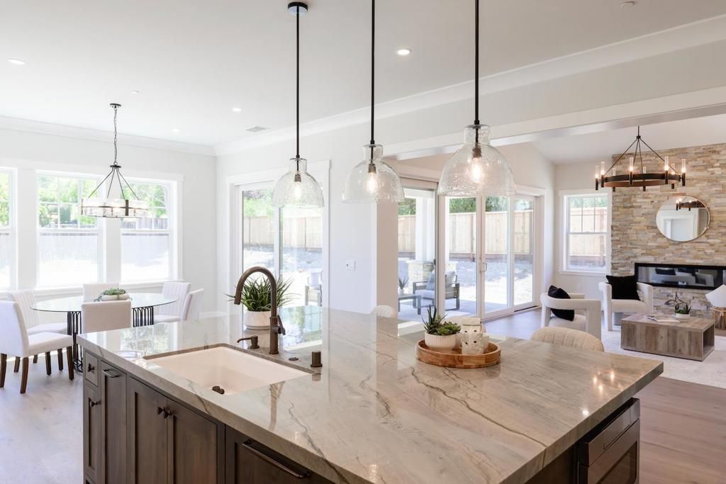 Image 12 of property listing at 227 Sandraya Heights Road, Scotts Valley, CA 95066