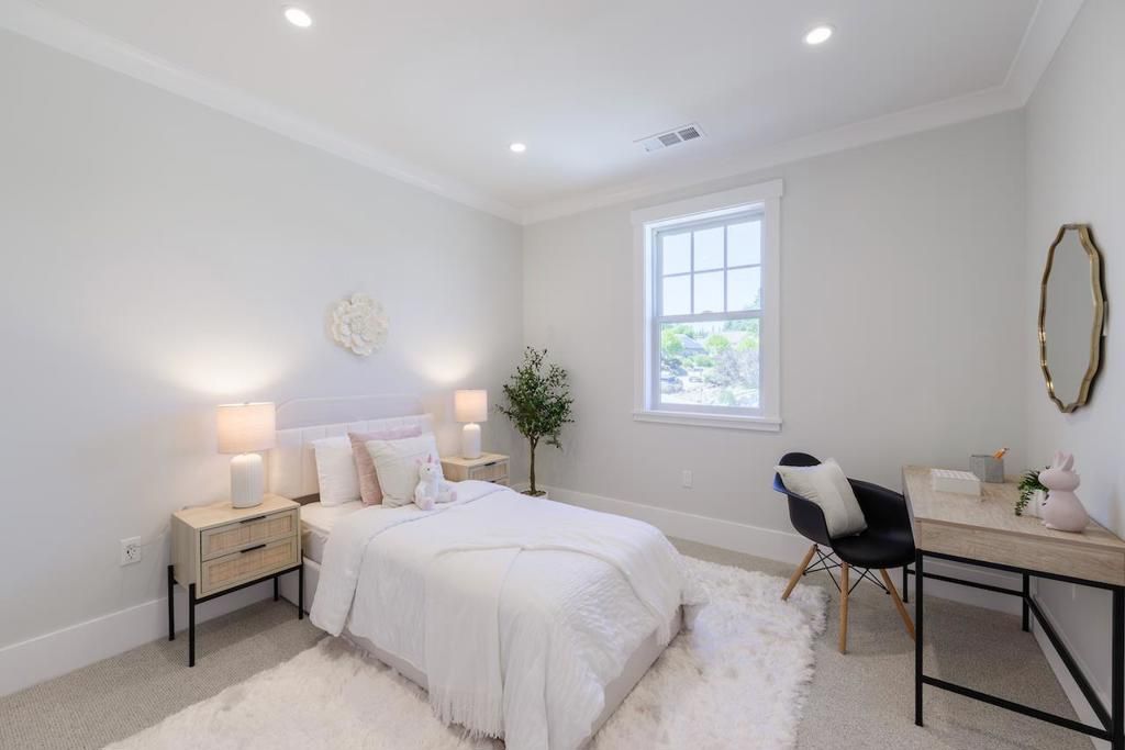Image 128 of property listing at 227 Sandraya Heights Road, Scotts Valley, CA 95066