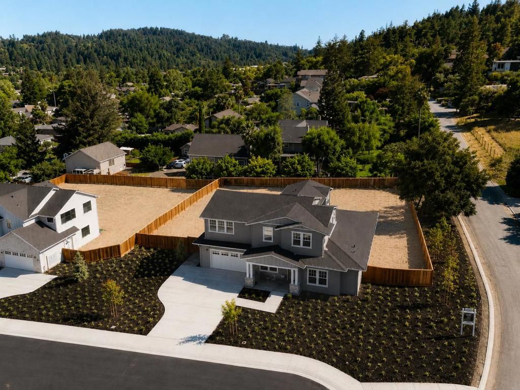 Image 2 of property listing at 227 Sandraya Heights Road, Scotts Valley, CA 95066