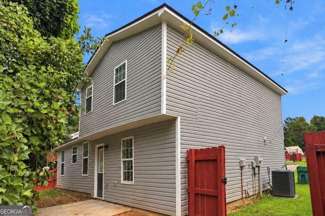 2201 Clayton Ridge, Lithonia, GA 30058