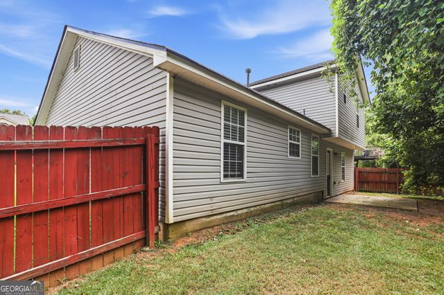 2201 Clayton Ridge, Lithonia, GA 30058