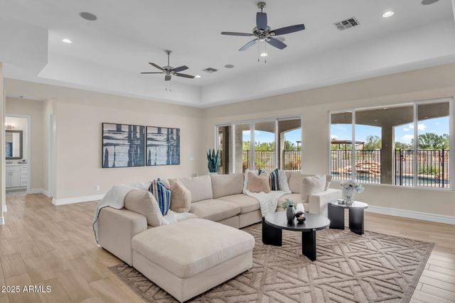 25823 S 154TH Street, Gilbert, AZ 85298