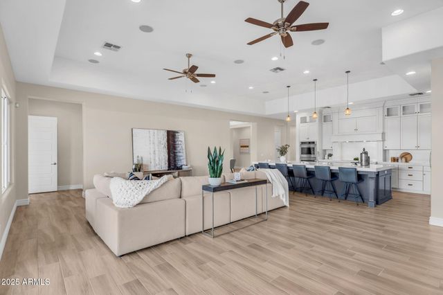25823 S 154TH Street, Gilbert, AZ 85298