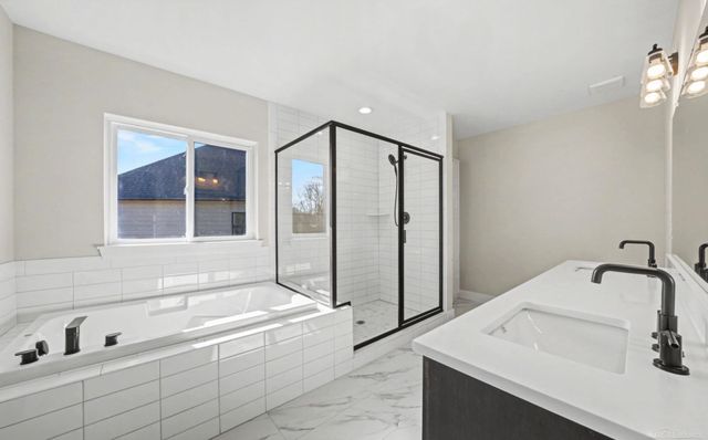 37572 Josephine Drive, Sterling Heights, MI 48312