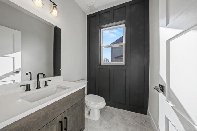 37572 Josephine Drive, Sterling Heights, MI 48312