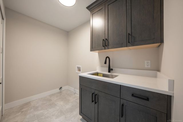 37572 Josephine Drive, Sterling Heights, MI 48312