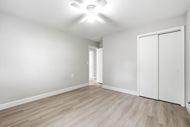 5103 Nickel Plate Dr, Huntington, WV 25705