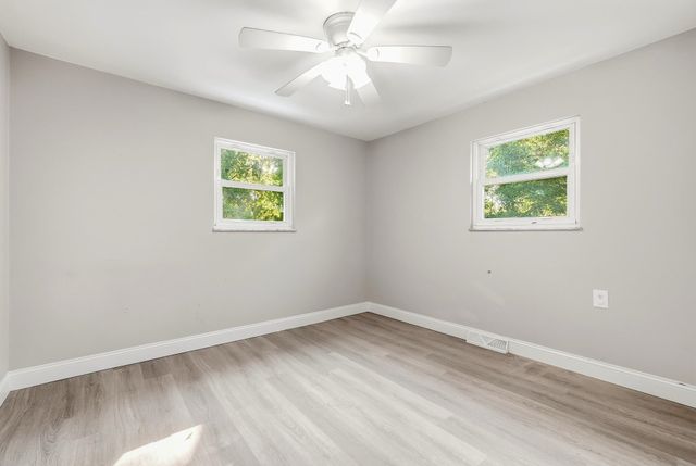 5103 Nickel Plate Dr, Huntington, WV 25705