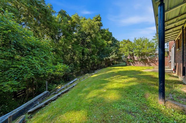 5103 Nickel Plate Dr, Huntington, WV 25705