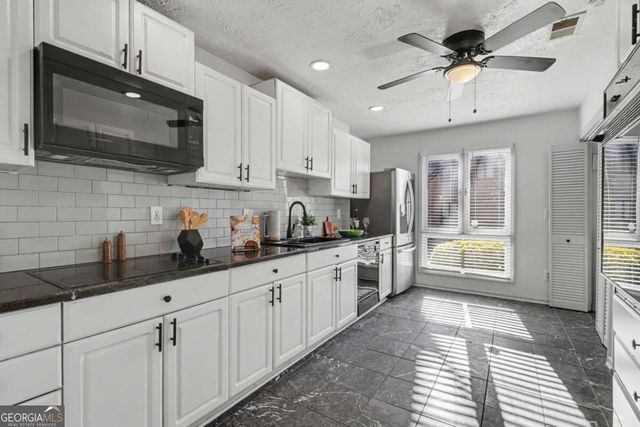 3293 Clairmont North NE, Brookhaven, GA 30329