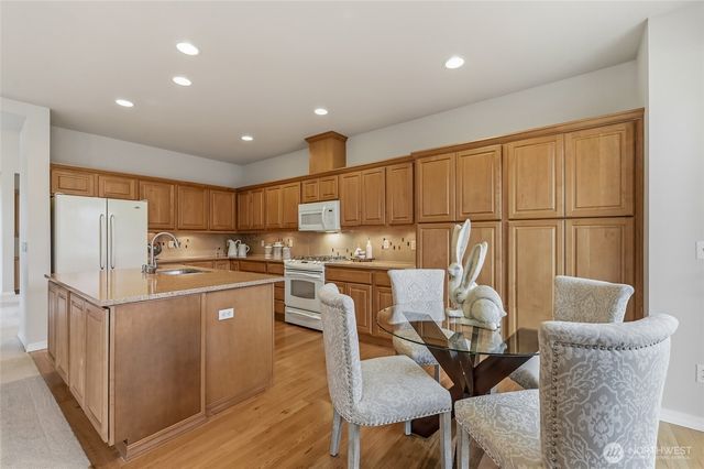 22926 NE 132nd Street, Redmond, WA 98053