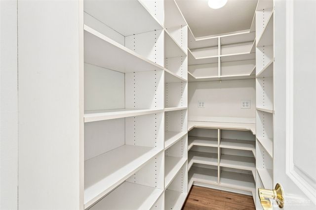 6010 152nd Avenue NE, Redmond, WA 98052