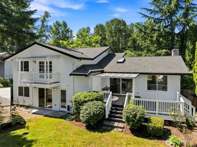 6010 152nd Avenue NE, Redmond, WA 98052