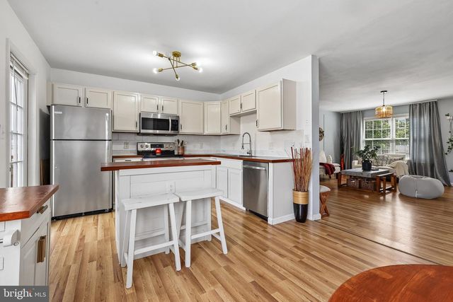 524 CLINT LN, Fredericksburg, VA 22405