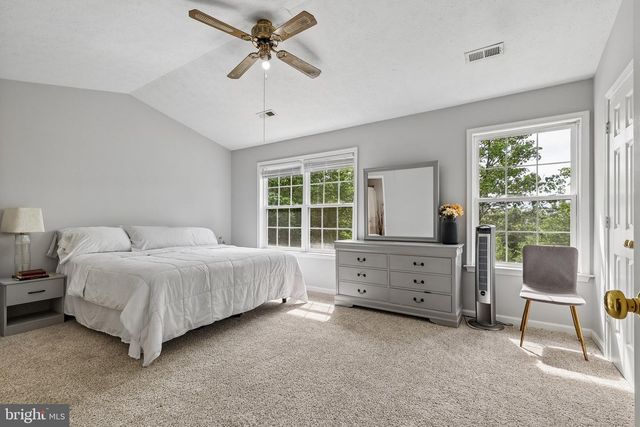 524 CLINT LN, Fredericksburg, VA 22405