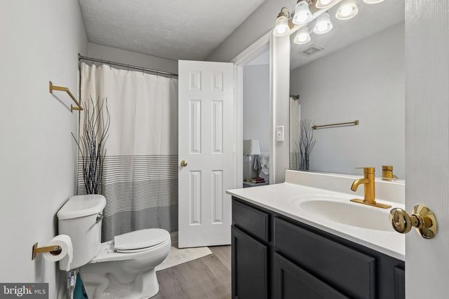 524 CLINT LN, Fredericksburg, VA 22405