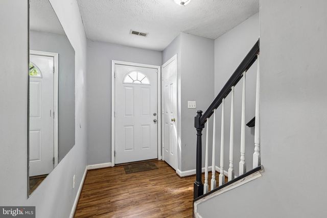 524 CLINT LN, Fredericksburg, VA 22405