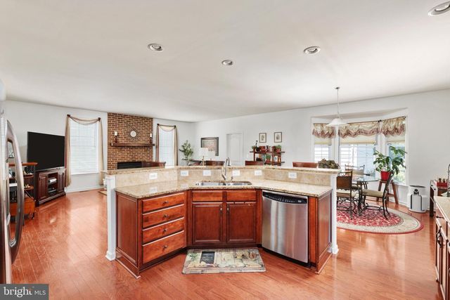 15610 ADMIRAL BAKER CIR, Haymarket, VA 20169