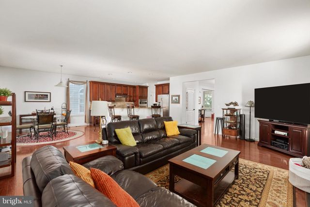 15610 ADMIRAL BAKER CIR, Haymarket, VA 20169