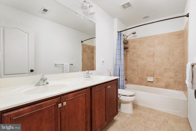 15610 ADMIRAL BAKER CIR, Haymarket, VA 20169