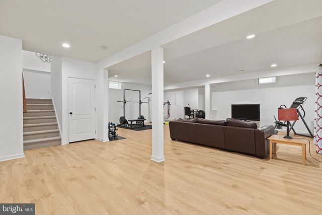 15610 ADMIRAL BAKER CIR, Haymarket, VA 20169