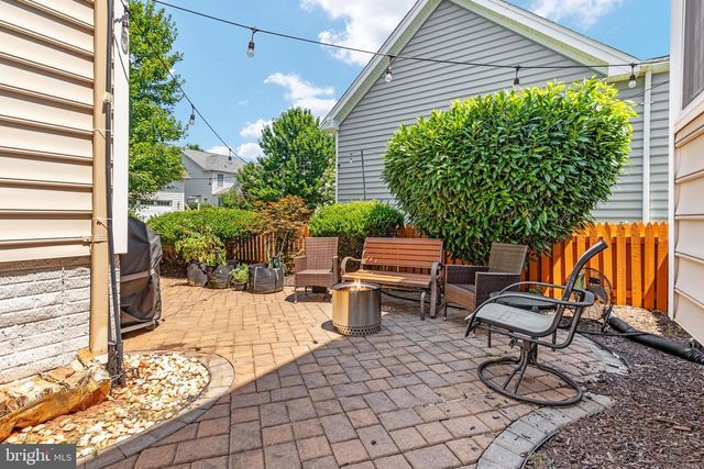 15610 ADMIRAL BAKER CIR, Haymarket, VA 20169