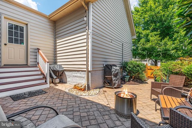 15610 ADMIRAL BAKER CIR, Haymarket, VA 20169