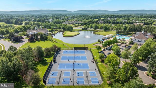 15610 ADMIRAL BAKER CIR, Haymarket, VA 20169