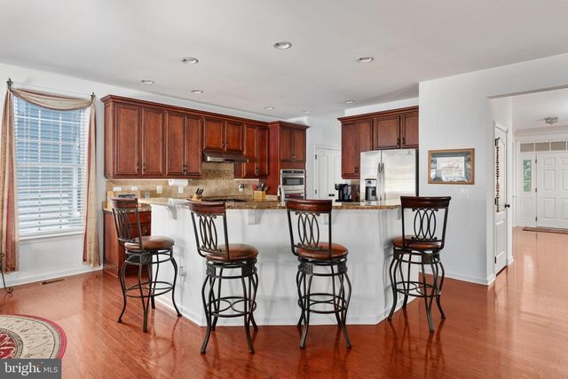 15610 ADMIRAL BAKER CIR, Haymarket, VA 20169