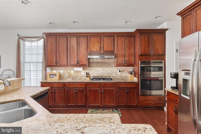 15610 ADMIRAL BAKER CIR, Haymarket, VA 20169