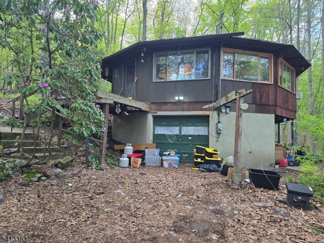 20 Wishing Well Rd, Blairstown Twp., NJ 07832