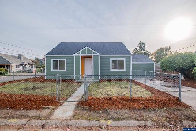 2194 Vaughn Av NE, Salem, OR 97301