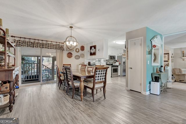 50 Hearthstone Drive E, Newnan, GA 30263