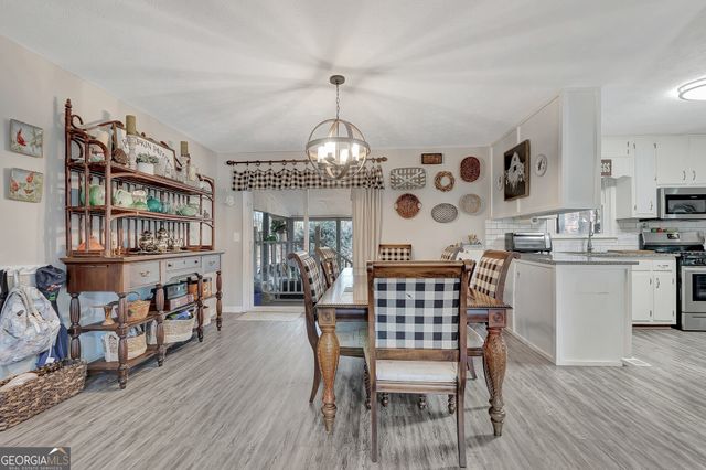 50 Hearthstone Drive E, Newnan, GA 30263