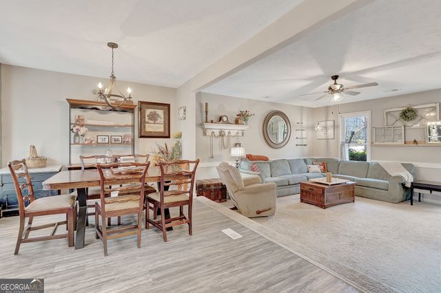 50 Hearthstone Drive E, Newnan, GA 30263