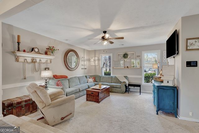 50 Hearthstone Drive E, Newnan, GA 30263